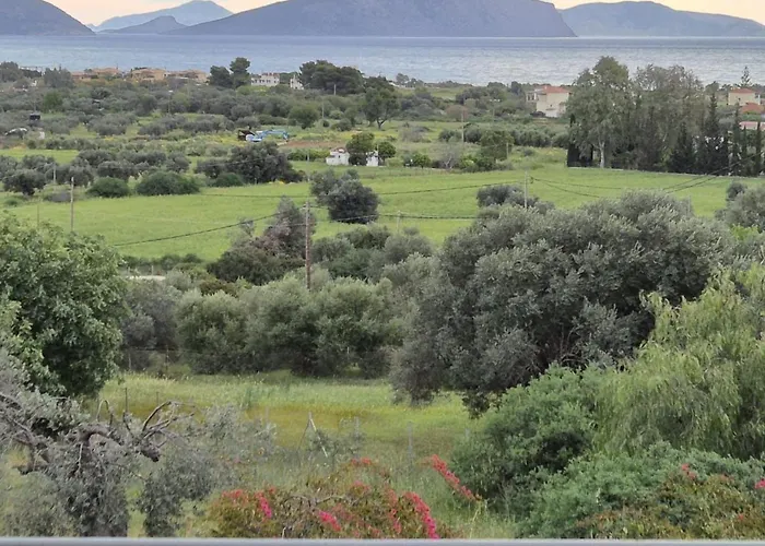 Newlands- Porto Cheli - Und Berge- By Interhome