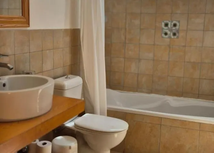 Vakantiehuis Newlands- Porto Cheli - Und Berge- By Interhome Porto Cheli